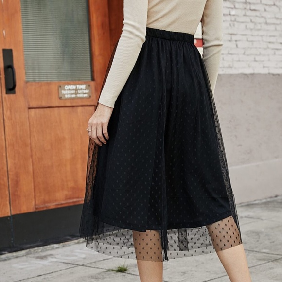 Classic Black Polka Dot Mesh Midi Skirt Minimalist - Picture 4 of 5